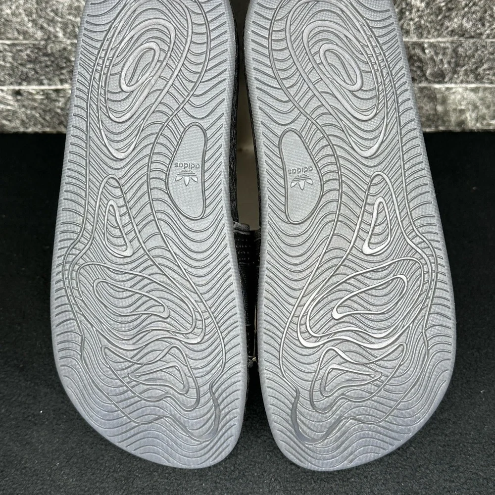 Adidas - Pharrell x Chancletas Human Race Black Future - M7W8.5